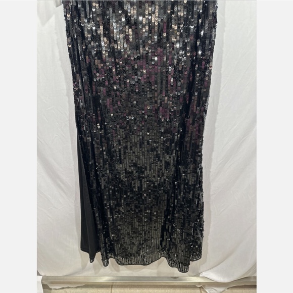 NWT $598 Mac Duggal [ 12 ] Sequined One Shoulder‎ Back Bow Detail Gown Black - Picture 15 of 15